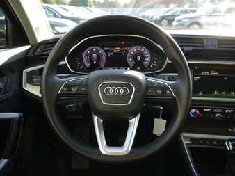 Audi Q3 Innen